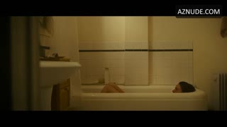 SHAILENE WOODLEY nude in To Catch a Killer