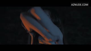 XIMENA DEL SOLAR nude in Trauma