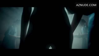 JI-YEON LIM nude in The Treacherous