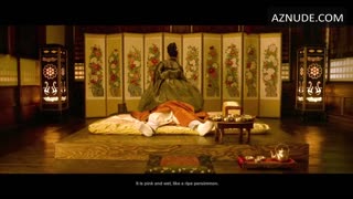 LEE YOO-YOUNG nude in The Treacherous