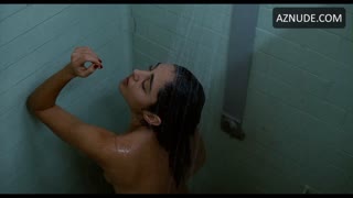 GOLSHIFTEH FARAHANI nude in Two Friends