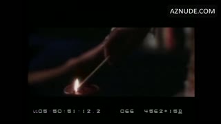 TARA REID nude in Urban Legend