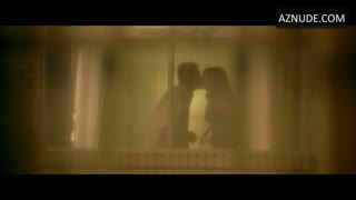 SAMARA WEAVING nude in The Valet