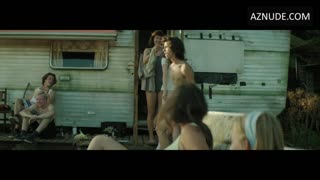 LAURA DROSOPOULOS nude in We