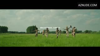 LAURA DROSOPOULOS nude in We