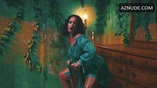 RIHANNA nude in Wild Thoughts