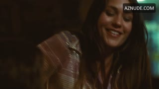 LOLA KIRKE nude in Winning Time: The Rise of the Lakers Dynasty