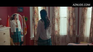 LORENZA IZZO nude in Women is Losers