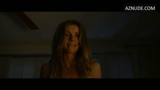 LAUREN LAPKUS nude in The Wrong Missy
