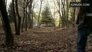 AMY LENNOX nude in Wrong Turn 5
