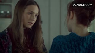 DOMINIQUE PROVOST-CHALKLEY nude in Wynonna Earp