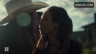 DOMINIQUE PROVOST-CHALKLEY nude in Wynonna Earp
