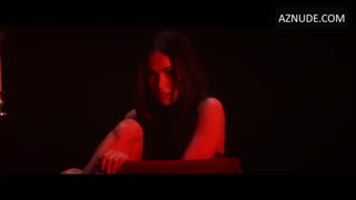 TAMZIN BROWN nude in Zeroville