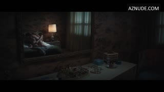 NATALIE PORTMAN nude in Lady in the Lake