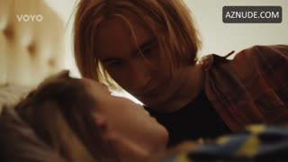 VIVIEN MACHKOVA nude in Sex O’clock
