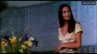 LAURA GEMSER nude in Famous T & A