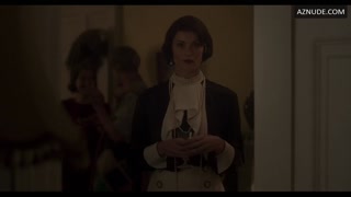 ELIZABETH DEBICKI nude in Vita & Virginia