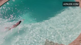 SARA MATOS nude in Sangue Oculto