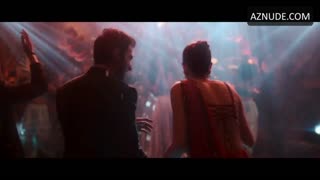 ANANYA PANDAY nude in Gehraiyaan
