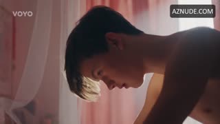 KAROLIN OMASTOVA nude in Sex O’clock