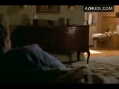 HELEN HUNT nude in As Good as It Gets