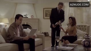ANGELA DIPPE nude in O Negocio