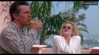 DREW BARRYMORE nude in Poison Ivy