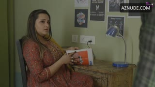 ALIYA NAAZ nude in Naukri