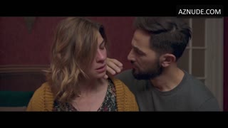 NATALIA TENA nude in Sangre
