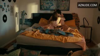 BEATRIZ FRAZAO nude in Morangos Com Acucar