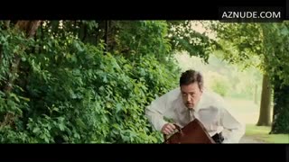 GINNIFER GOODWIN nude in Birds of America