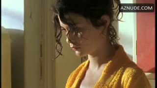 AUDREY TAUTOU nude in Le boiteux: Baby blues