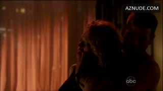 JERI RYAN nude in Body of Proof