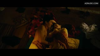SON YE-JIN nude in My Wife Got Married