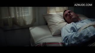 ROBIN WRIGHT nude in Forrest Gump