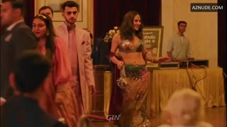 SARA ALI KHAN nude in Murder Mubarak