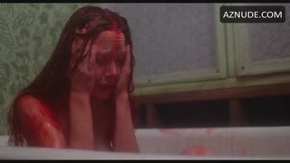 SISSY SPACEK nude in Carrie