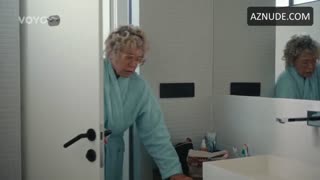 JANA SVANDOVA nude in Sex O’clock