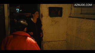 GHADA ABDEL RAZEK nude in Reklam