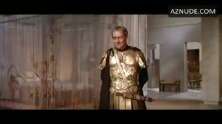 ELIZABETH TAYLOR nude in Cleopatra