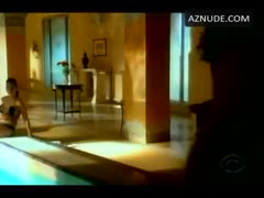 ALANA DE LA GARZA nude in CSI: Miami