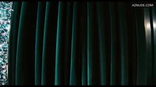 AMY SMART nude in Crank 2: High Voltage