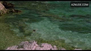 JENNIFER GREY nude in Wind