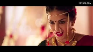 SUNNY LEONE nude in Mastizaade