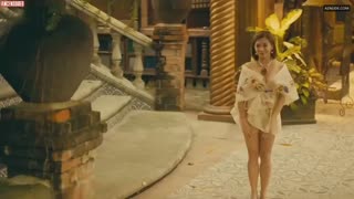 MAUI TAYLOR nude in Pornstar 2: Pangalawang Putok