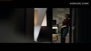 KEELEY HAWES nude in Bodyguard