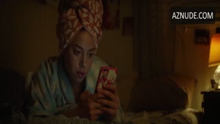 ELIZABETH OLSEN nude in Ingrid Goes West
