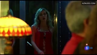 KIRA MIRO nude in Desde que amanece apetece