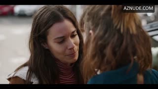 LAIA COSTA nude in Citas