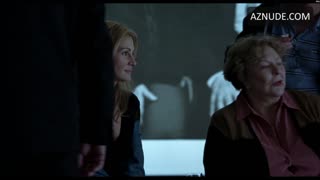 JULIA ROBERTS nude in Closer